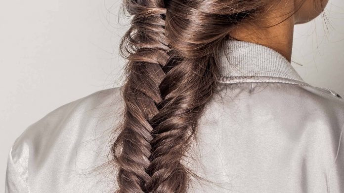 How to fishtail braid